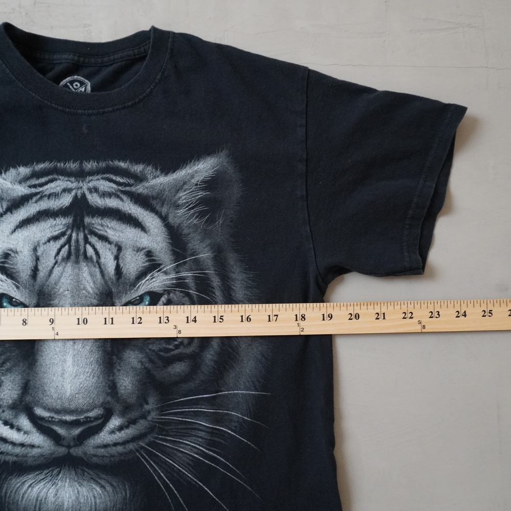 White Tiger Graphic T-Shirt Black Short Sleeve Crewneck Mens Size Medium - Picture 6 of 6